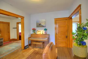 307 Douglas St, Jackson, MI 49203 - Photo 13