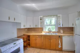 307 Douglas St, Jackson, MI 49203 - Photo 33