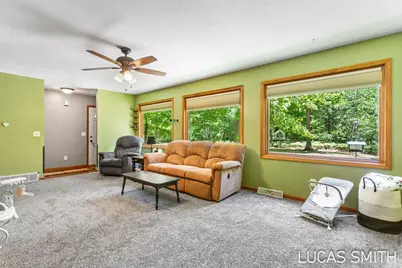 262 17 Mile Road NW, Kent City, MI 49330 - Photo 7