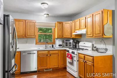262 17 Mile Road NW, Kent City, MI 49330 - Photo 13
