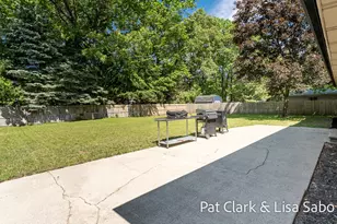 1297 Joslyn Rd, Muskegon, MI 49445 - Photo 5