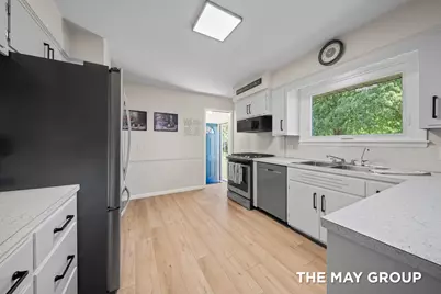 6590 Division Avenue NE, Comstock Park, MI 49321 - Photo 25