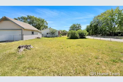 3744 Clyde Park Avenue SW, Wyoming, MI 49509 - Photo 39