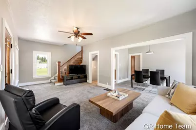 3744 Clyde Park Avenue SW, Wyoming, MI 49509 - Photo 5