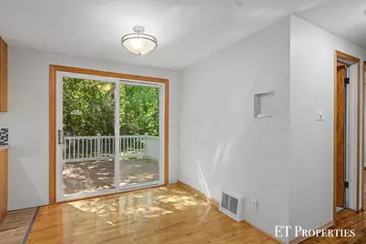3739 Grape Avenue NE, Grand Rapids, MI 49525 - Photo 7