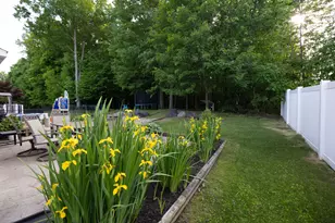 2717 Sycamore River Dr, Fowlerville, MI 48836 - Photo 21