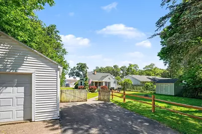 1124 Lakeview Drive, Portage, MI 49002 - Photo 29