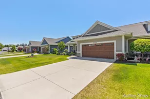 6424 Copperleaf Ct, Holland, MI 49423 - Photo 3