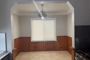 21004 Syracuse Ave, Warren, MI 48091 - Photo 13
