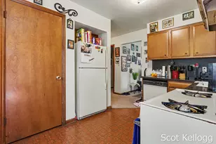 5959-5961 Crestmoor Dr SE, Kentwood, MI 49508 - Photo 9