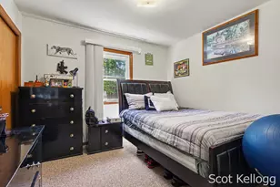5959-5961 Crestmoor Dr SE, Kentwood, MI 49508 - Photo 11