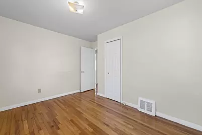 530 Mill Street, Lincoln Park, MI 48146 - Photo 13