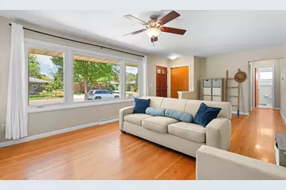 1559 Glastonbury Road, Ann Arbor, MI 48103 - Photo 15