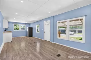 10604 Peachtree St, Plainwell, MI 49080 - Photo 3