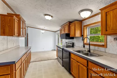 1382 Dairy Lane NE, Cedar Springs, MI 49319 - Photo 9