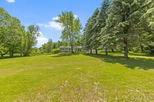 9090 11 Mile Rd NE, Rockford, MI 49341 - Photo 23