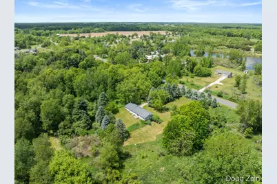 9090 11 Mile Road NE, Rockford, MI 49341 - Photo 27