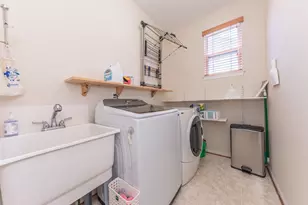 6343 Anna Dr, Belleville, MI 48111 - Photo 27