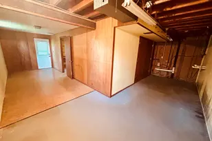 1909 Perkins Ave NE, Grand Rapids, MI 49505 - Photo 37