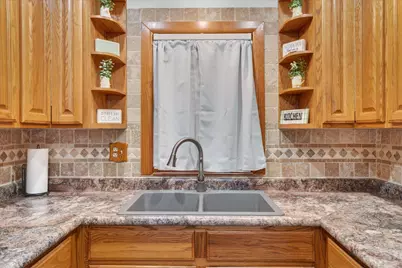 221 Bittersweet Lane, Battle Creek, MI 49015 - Photo 17