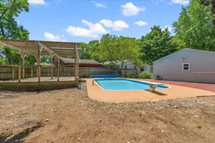 3736 Groveland Ave SW, Wyoming, MI 49519 - Photo 23