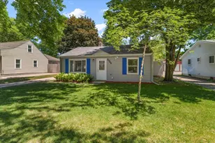 3736 Groveland Ave SW, Wyoming, MI 49519 - Photo 3