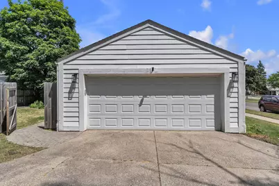 1407 Pinecrest Drive, Ferndale, MI 48220 - Photo 41