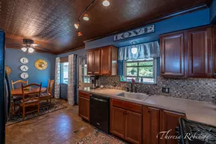 921 Burke Ave NE, Grand Rapids, MI 49503 - Photo 9