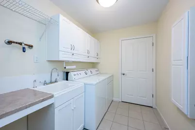 2898 Villa Lane, Benton Harbor, MI 49022 - Photo 15