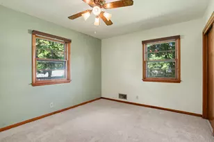 208 Cypress Ave, Holland, MI 49423 - Photo 7