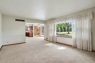 208 Cypress Ave, Holland, MI 49423 - Photo 3