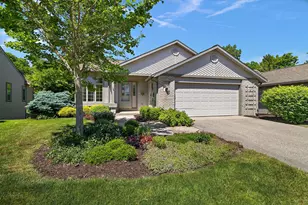 1925 Hidden Oak Ct SE, Grand Rapids, MI 49546 - Photo 1
