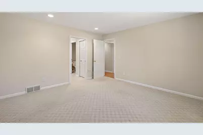 1925 Hidden Oak Court SE, Grand Rapids, MI 49546 - Photo 29