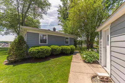 9547 Crestline Drive, Pinckney, MI 48169 - Photo 5