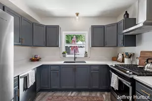 1430 Johnston St SE, Grand Rapids, MI 49507 - Photo 7