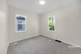 885 Oak Ave, Muskegon, MI 49442 - Photo 9