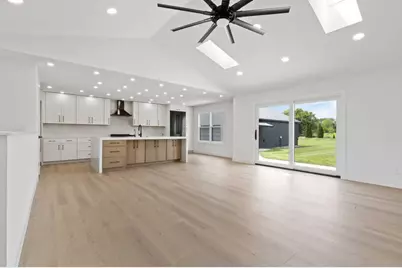 20872 State Line Road, Edwardsburg, MI 49112 - Photo 9