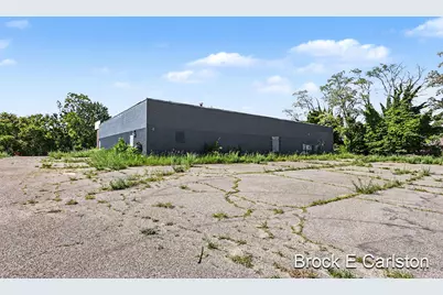 100 S Seaway Drive, Muskegon, MI 49444 - Photo 7