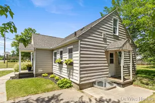 3543 30th St SW, Grandville, MI 49418 - Photo 3