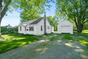 10561 Baldwin Rd, Bridgman, MI 49106 - Photo 3