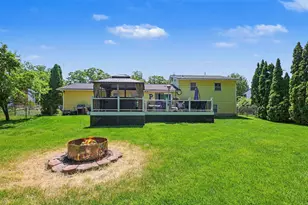 1852 Castle Ave, Muskegon, MI 49441 - Photo 25