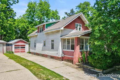 53 Baylis Street SW, Grand Rapids, MI 49507 - Photo 1