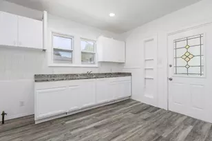 7359 Engleman Ave, Center Line, MI 48015 - Photo 13