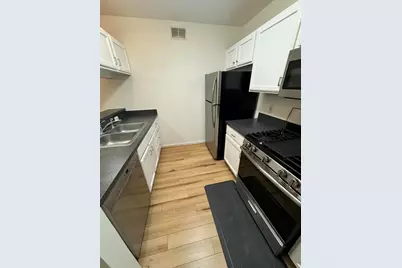 2688 S Knightsbridge Circle, Ann Arbor, MI 48105 - Photo 5