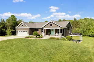 12400 Lincoln Farms Dr, Grand Haven, MI 49417 - Photo 3