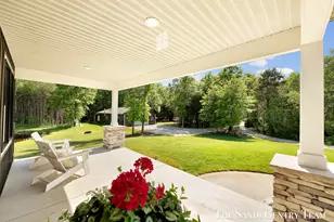 12400 Lincoln Farms Dr, Grand Haven, MI 49417 - Photo 7