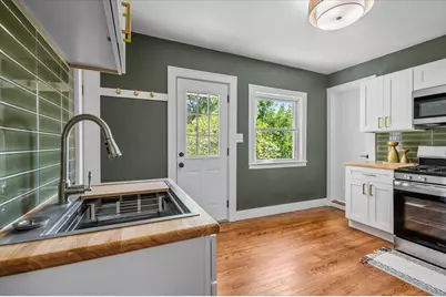 710 Leonard Street NE, Grand Rapids, MI 49503 - Photo 11