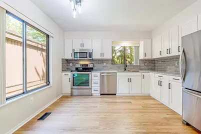 10 Westbury Court, Ann Arbor, MI 48105 - Photo 13