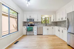 10 Westbury Ct, Ann Arbor, MI 48105 - Photo 13