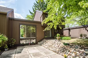 10 Westbury Ct, Ann Arbor, MI 48105 - Photo 45